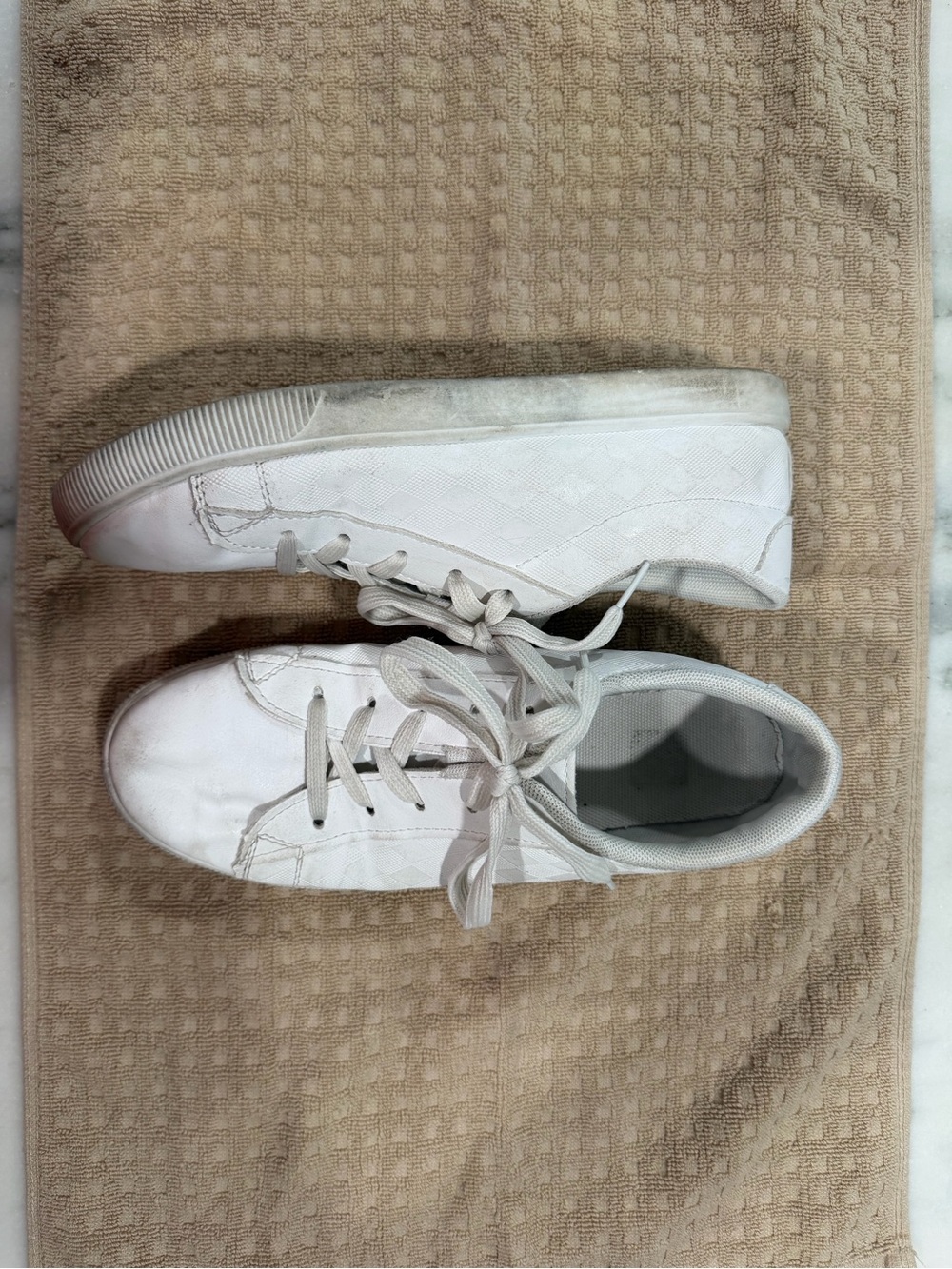 SHEIN White Lace-Up Women's Low-Top Sneakers